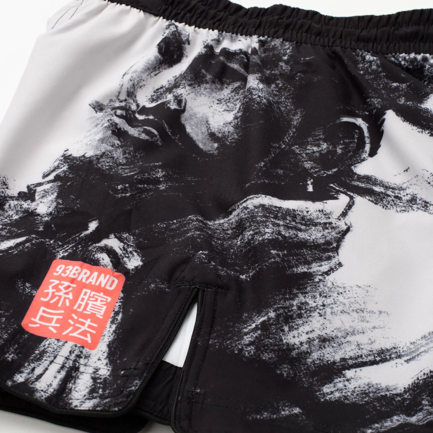 ART OF WAR Shorts Classic Cut